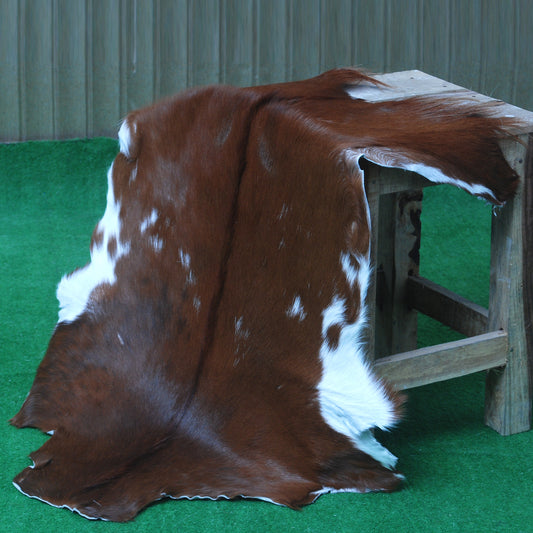Premium Dark Brown Goat Skin Rug - Rustic Charm for Modern and Classic Interiors