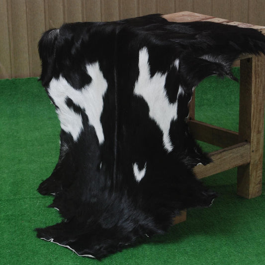Original Goatskin Hide Brown,  Goat Skin Rug, Goatskin Pelt,  Home Decor Animal Skin Rug,  Bedroom Aesthetic Area Rug,  Brown and White Goat Hide Rug, Goat Skin Rug,  Animal Skin Rug, Real Hair on Hide,  Goal Pelt Rug, Home Decor Rug,  Living Room Area Rug,  Wall Hanging Rug,  Aesthetic Rug,  Leather Rug,  Decorative Rug,  Brown Goatskin Rug,  GoatHide Brown White